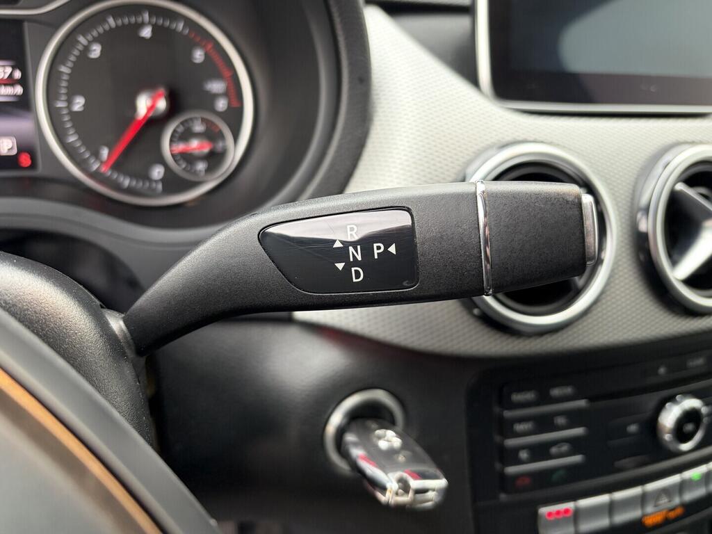 OZ190V01588_29.webp_B180  1.5 180D 80 kW automat