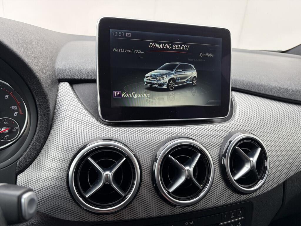 OZ190V01588_34.webp_B180  1.5 180D 80 kW automat