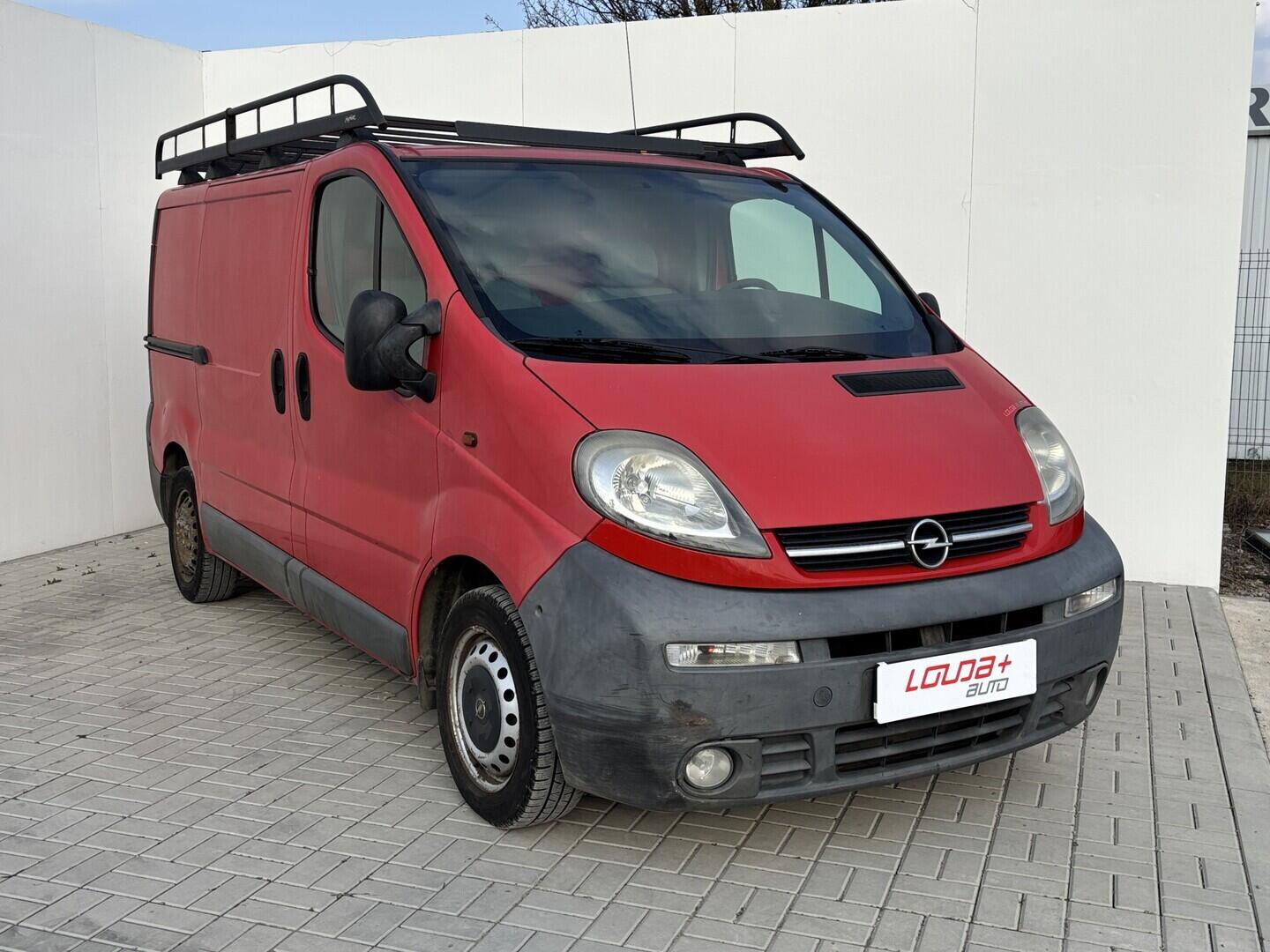 OZ190V01589_12.webp_VIVARO  1.9 Dti 74 kW manuál, DPH