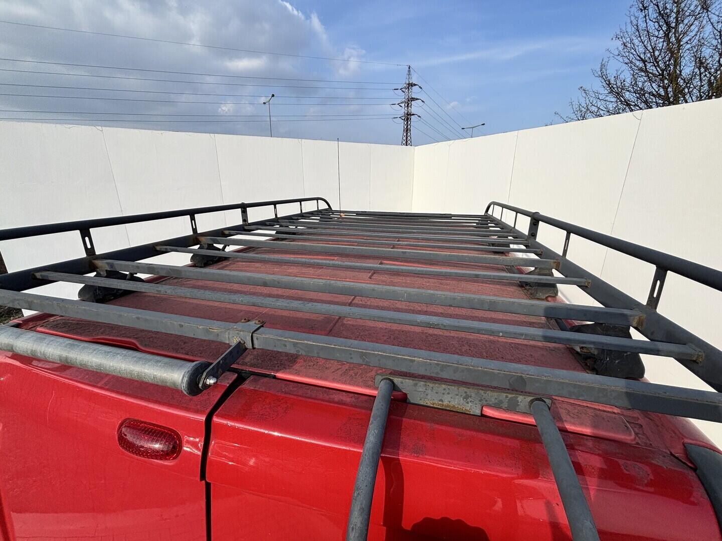 OZ190V01589_27.webp_VIVARO  1.9 Dti 74 kW manuál, DPH