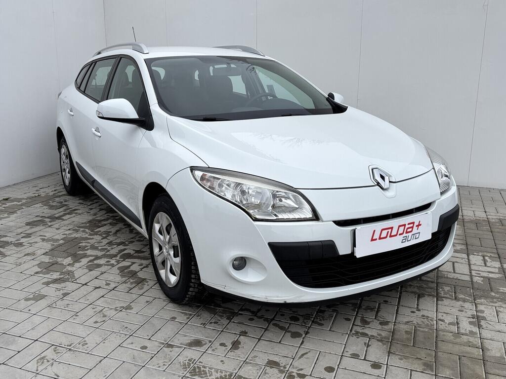 OZ190V01595_12.webp_MÉGANE DYNAMIQUE 1.6 SCe 81 kW manuál