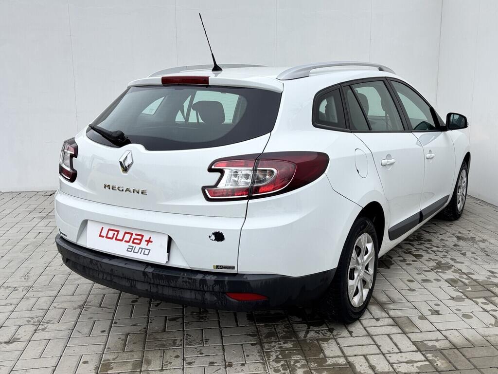 OZ190V01595_14.webp_MÉGANE DYNAMIQUE 1.6 SCe 81 kW manuál