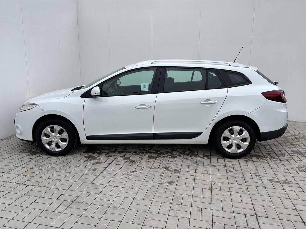 OZ190V01595_17.webp_MÉGANE DYNAMIQUE 1.6 SCe 81 kW manuál