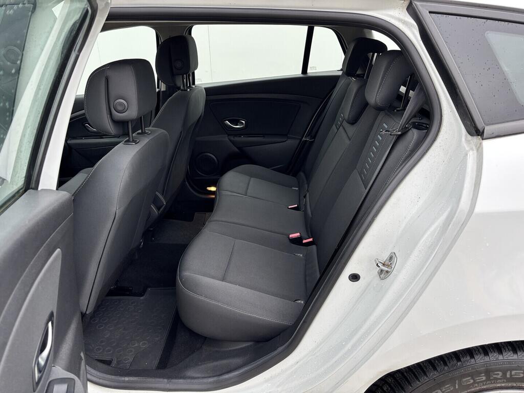 OZ190V01595_33.webp_MÉGANE DYNAMIQUE 1.6 SCe 81 kW manuál