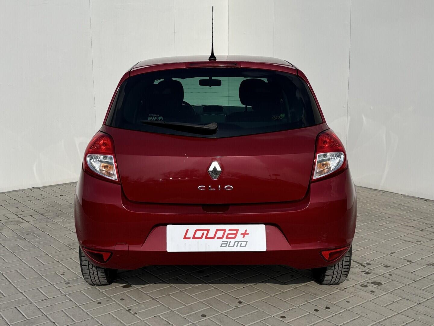 OZ190V01603_15.webp_CLIO  1.1 SCe 55 kW manuál