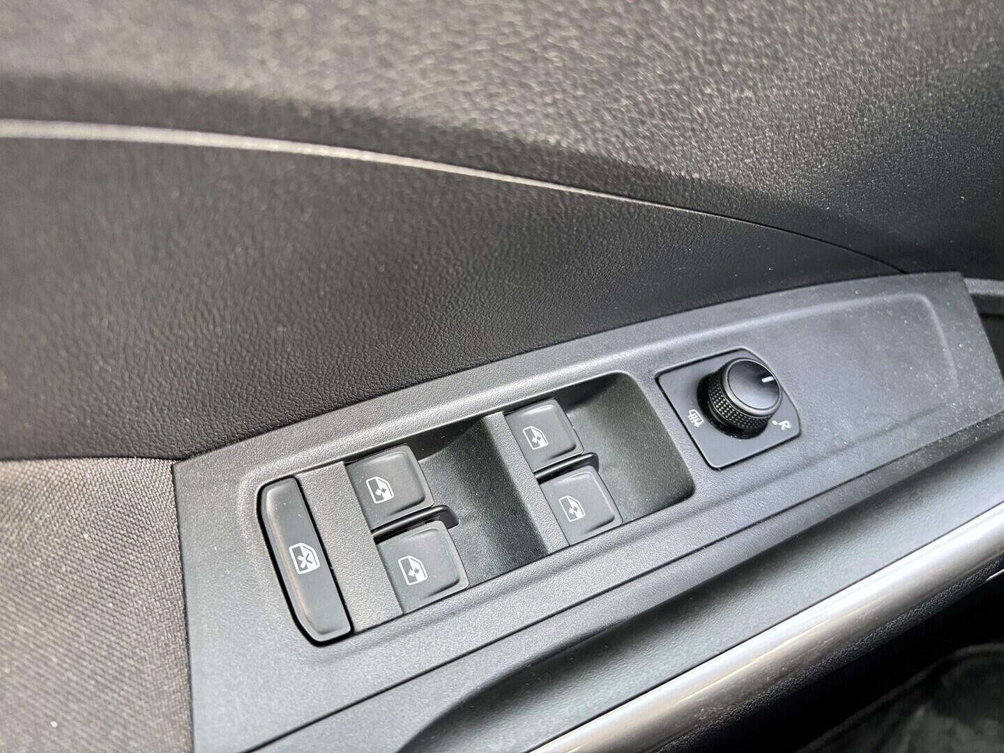 OZ190V01605_24.webp_FABIA Style 1.0 TSI 70 kW manuál