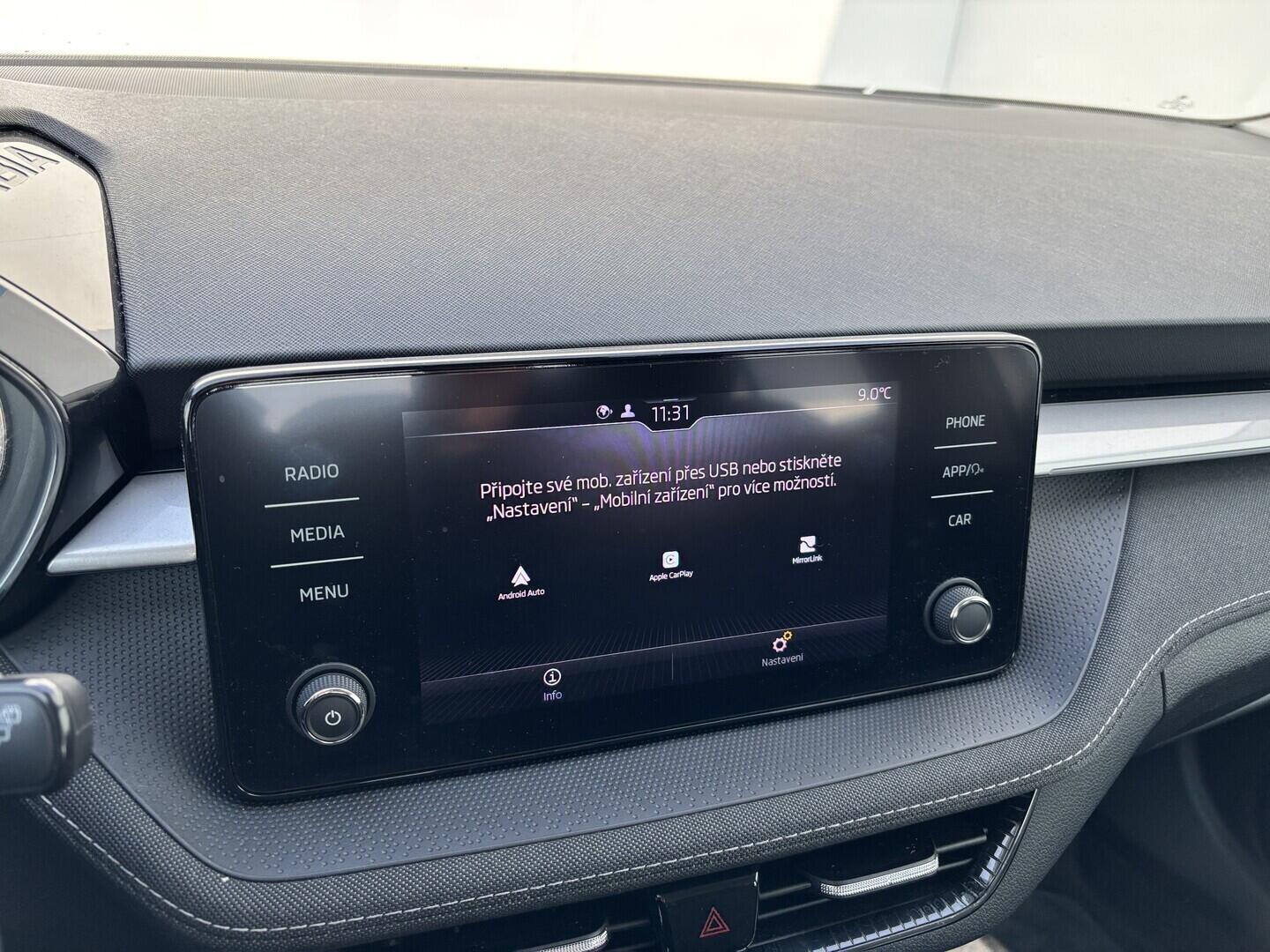 OZ190V01605_34.webp_FABIA Style 1.0 TSI 70 kW manuál