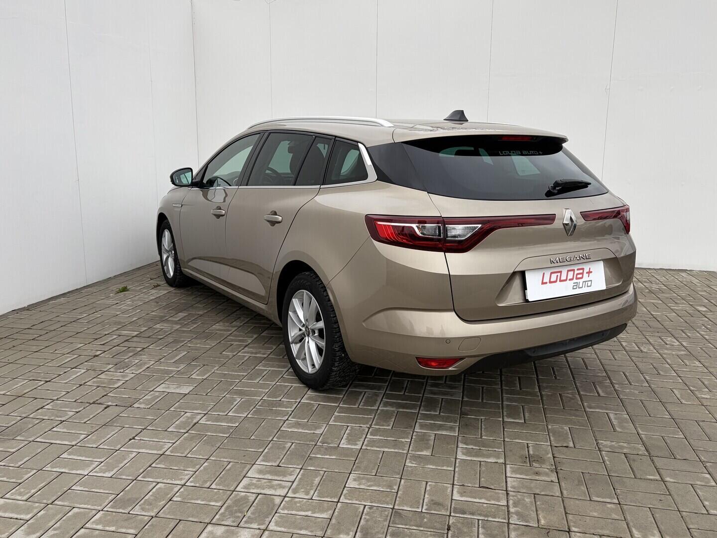 OZ190V01608_16.webp_MÉGANE Limited 1.2 TCe 97 kW manuál