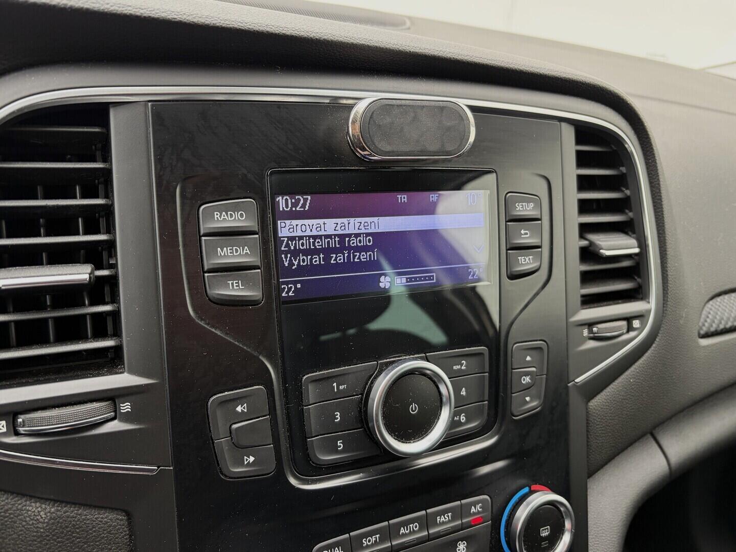 OZ190V01608_31.webp_MÉGANE Limited 1.2 TCe 97 kW manuál