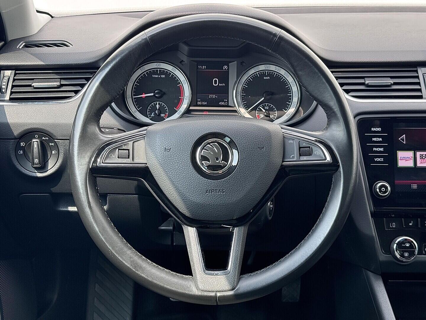 OZ190V01609_22.webp_OCTAVIA Style 1.0 TSI 85 kW manuál