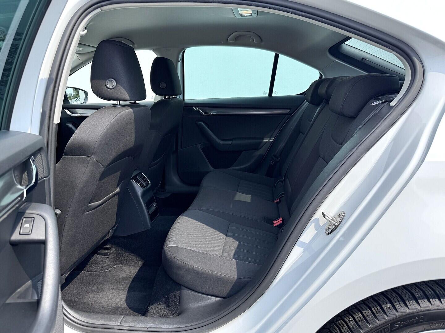 OZ190V01609_31.webp_OCTAVIA Style 1.0 TSI 85 kW manuál