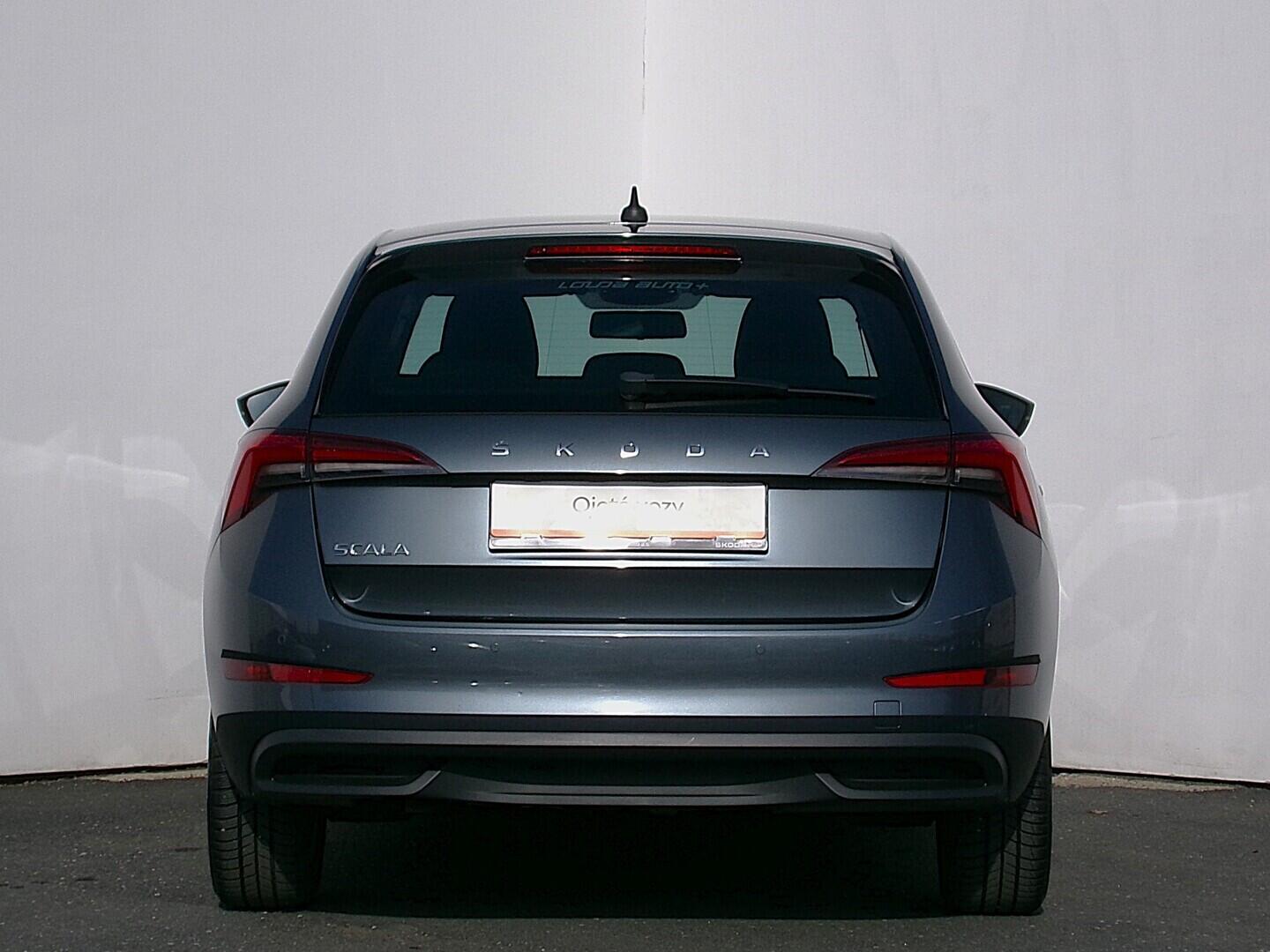 OZ190V01610_17.webp_SCALA Ambition 1.6 TSI 85 kW manuál, DPH