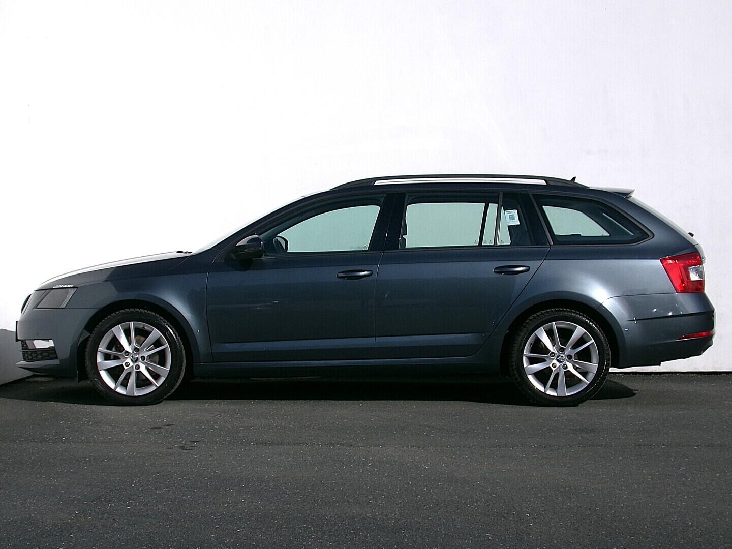 OZ190V01611_12.webp_OCTAVIA Ambition 1.5 TSI 110 kW automat