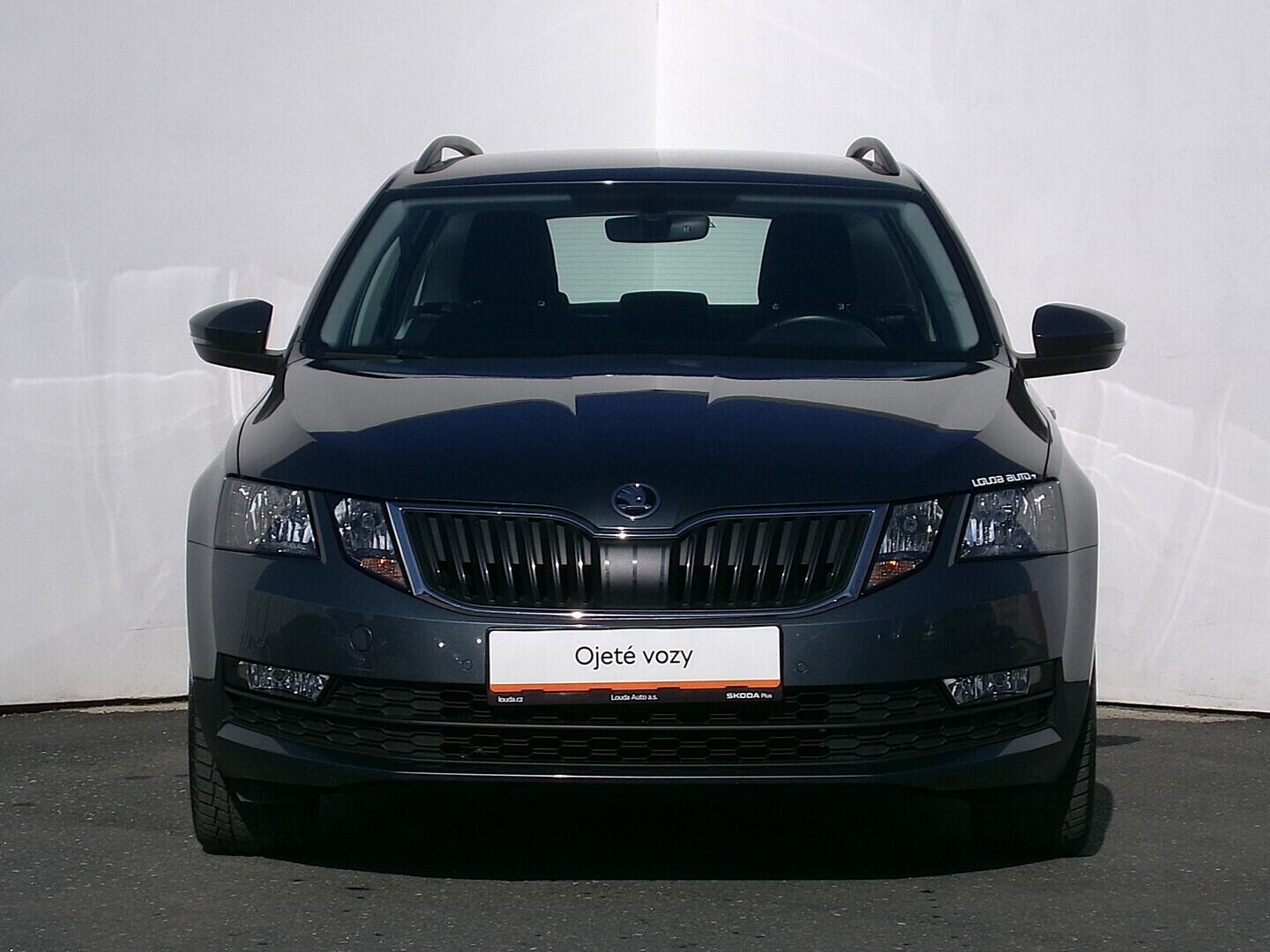 OZ190V01611_13.webp_OCTAVIA Ambition 1.5 TSI 110 kW automat