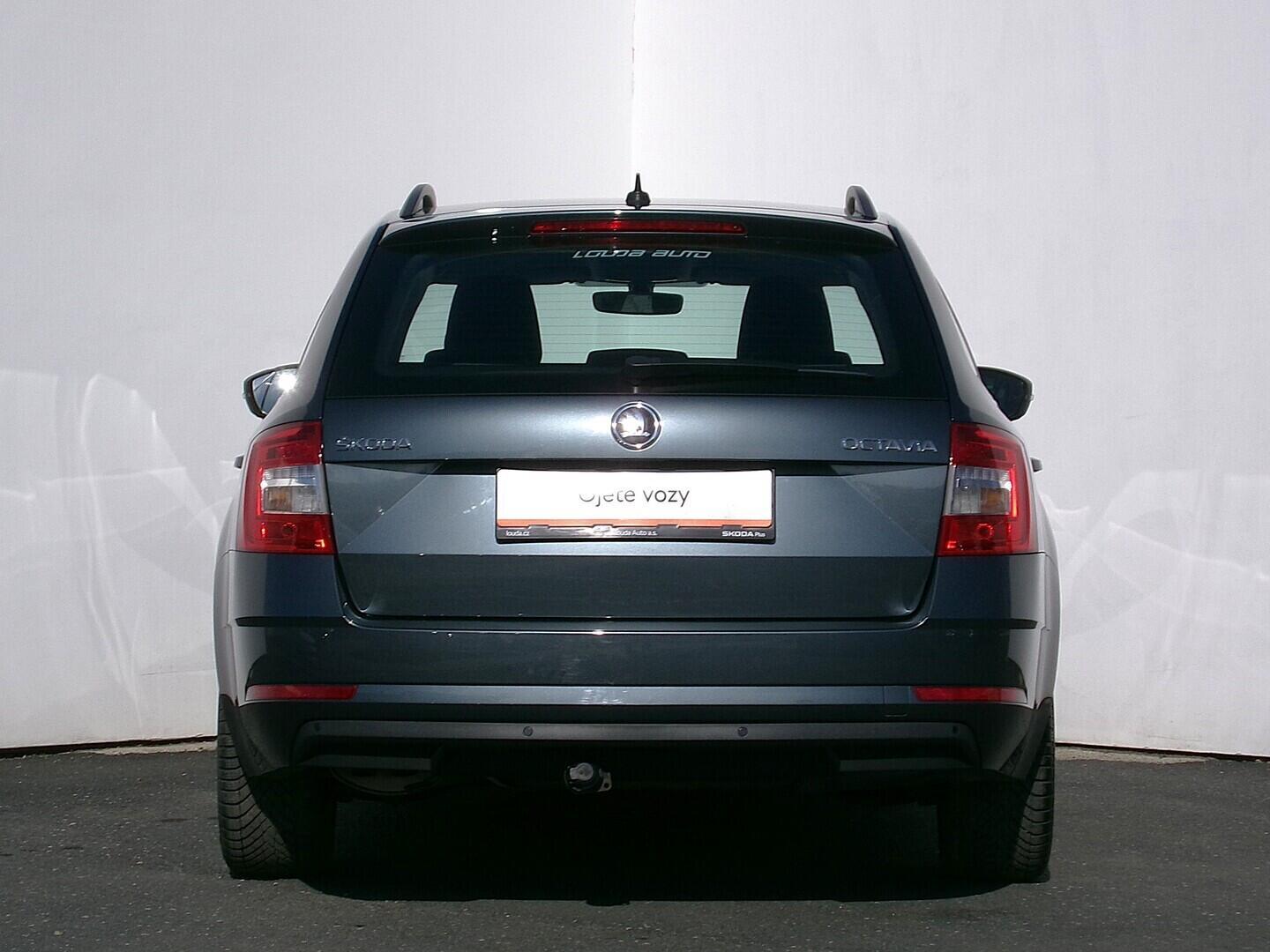 OZ190V01611_17.webp_OCTAVIA Ambition 1.5 TSI 110 kW automat