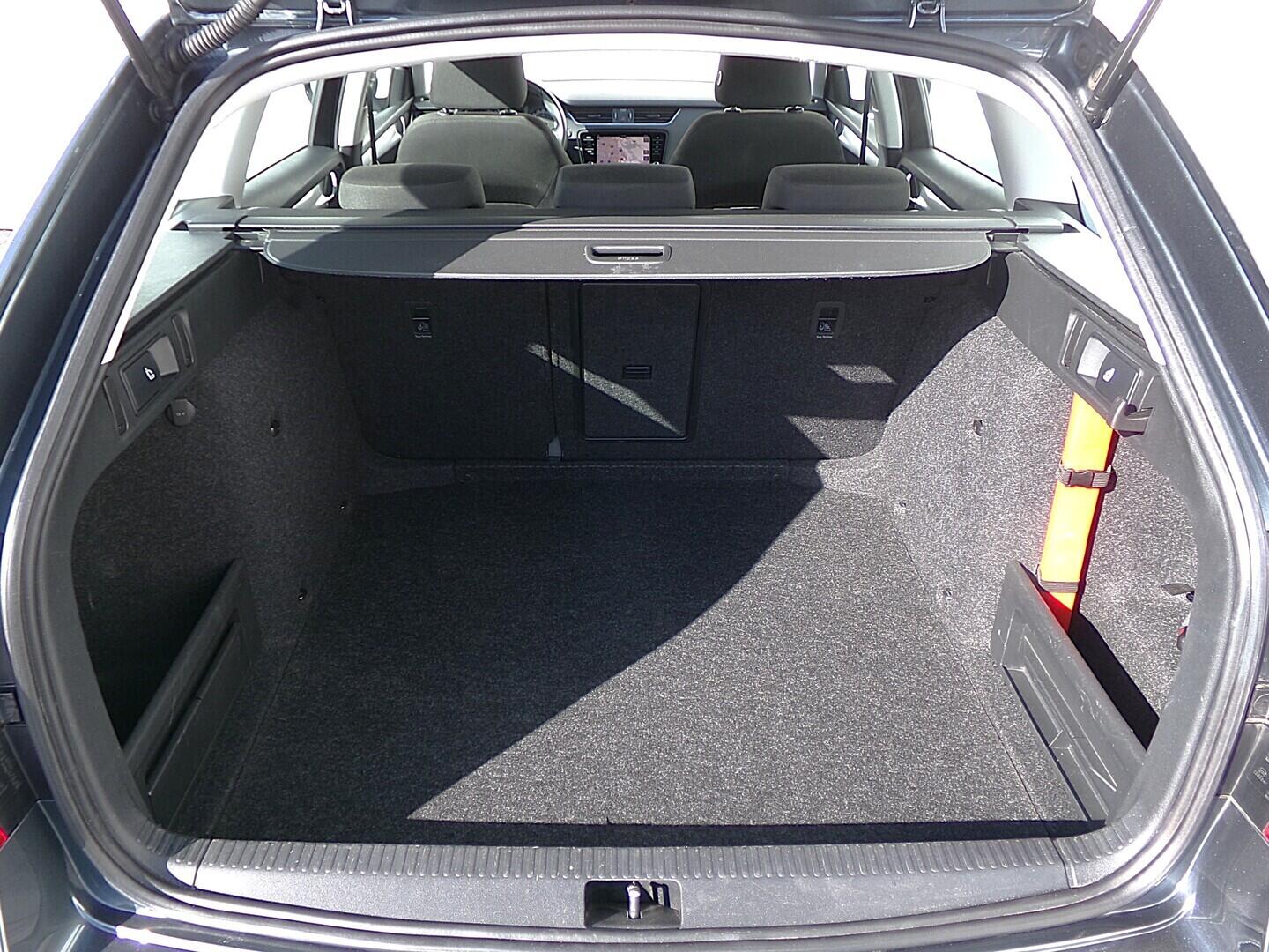 OZ190V01611_34.webp_OCTAVIA Ambition 1.5 TSI 110 kW automat