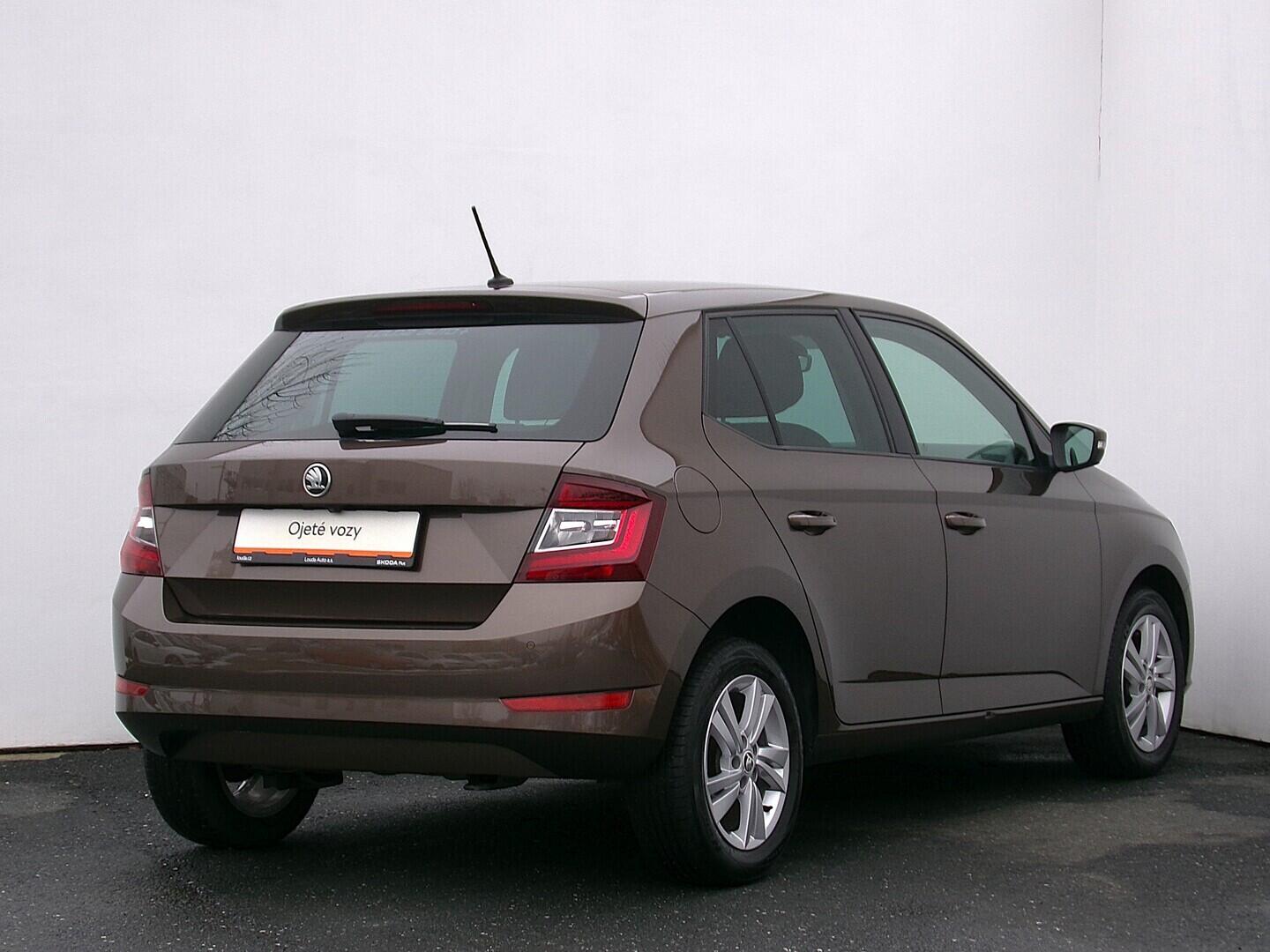 OZ190V01617_11.webp_FABIA Style 1.0 TSI 70 kW manuál, DPH