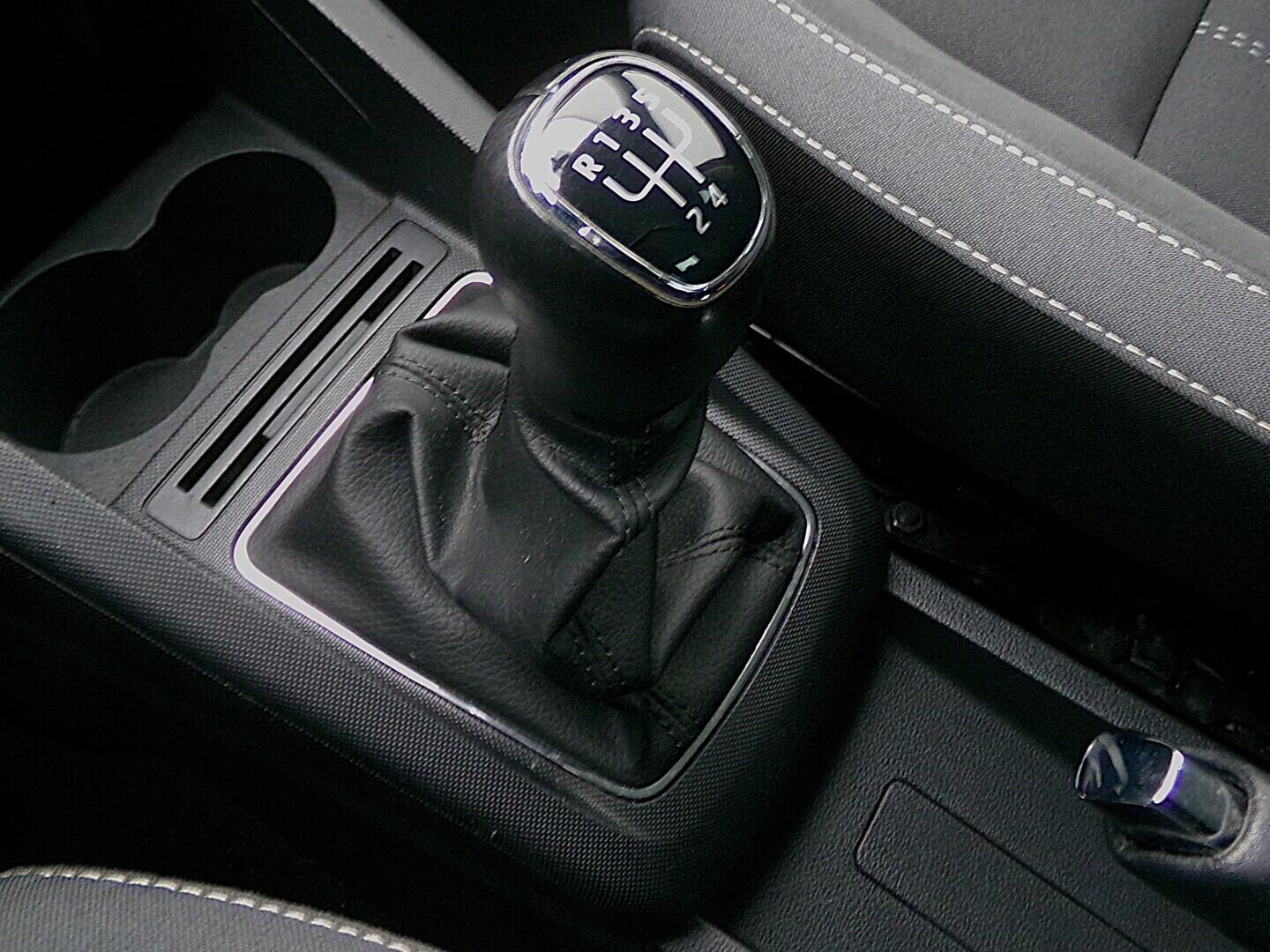 OZ190V01617_29.webp_FABIA Style 1.0 TSI 70 kW manuál, DPH