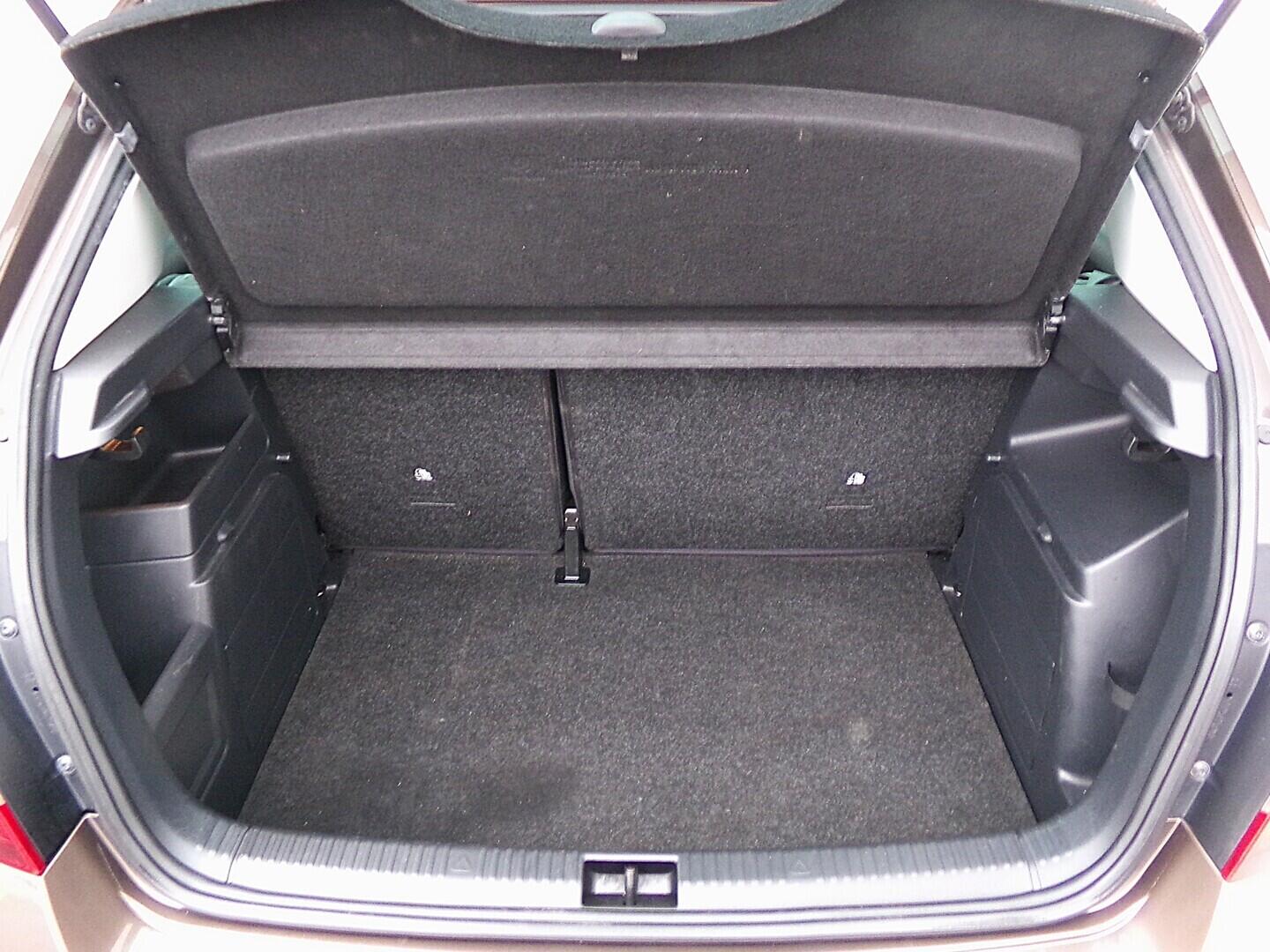 OZ190V01617_31.webp_FABIA Style 1.0 TSI 70 kW manuál, DPH