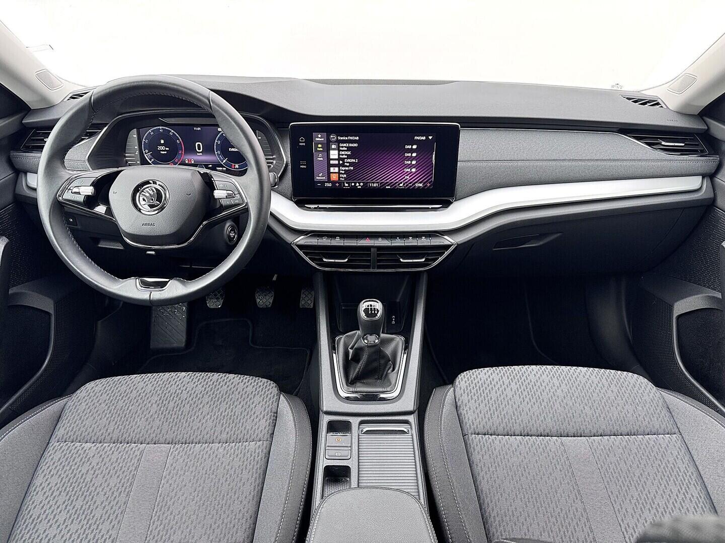 OZ190V01618_18.webp_OCTAVIA Style 1.5 TSI 110 kW manuál, DPH