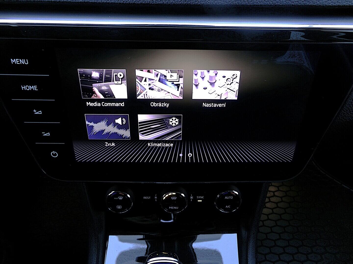 OZ190V01621_26.webp_SUPERB Style 1.6 TDI 88 kW automat