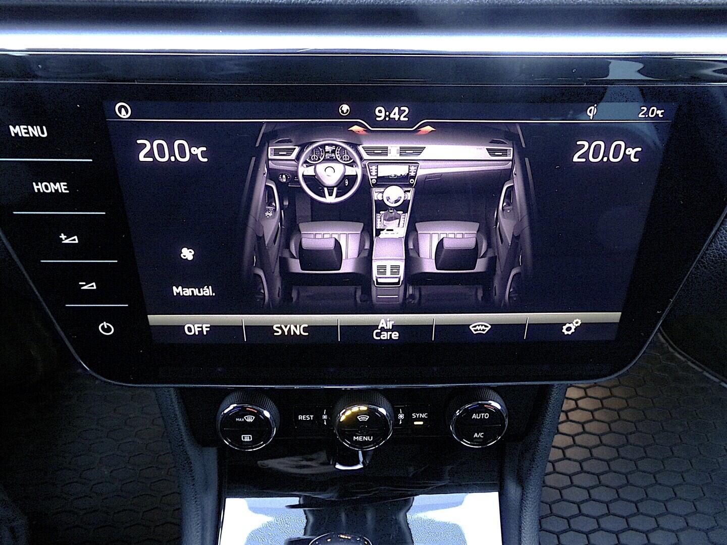 OZ190V01621_31.webp_SUPERB Style 1.6 TDI 88 kW automat