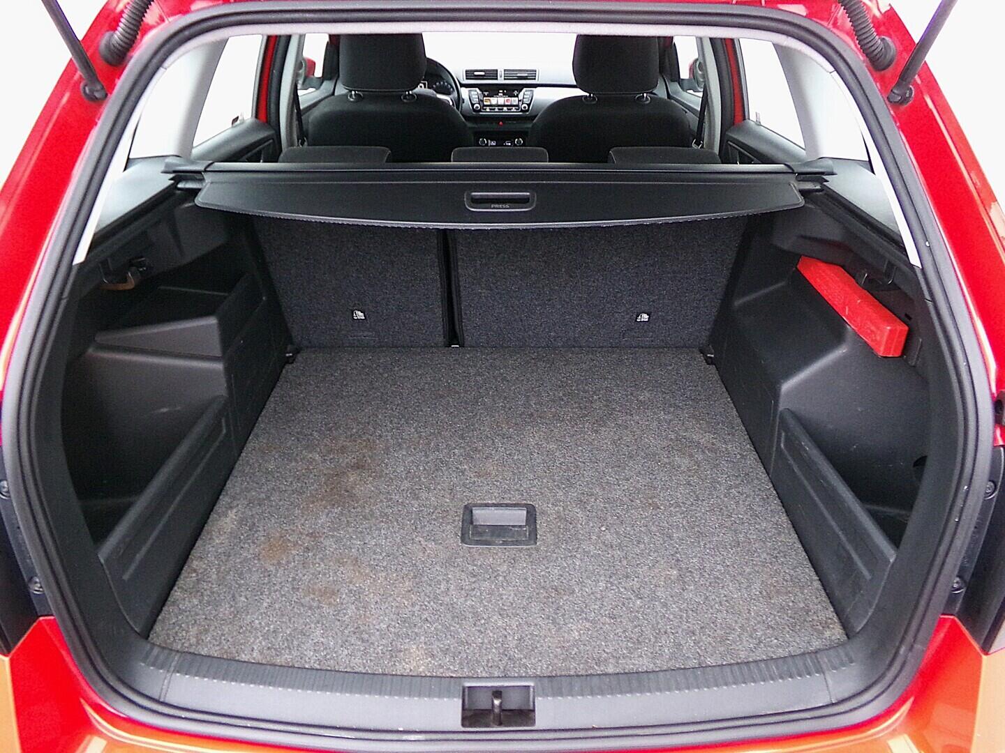 OZ190V01623_31.webp_FABIA Ambition 1.2 TSI 66 kW manuál