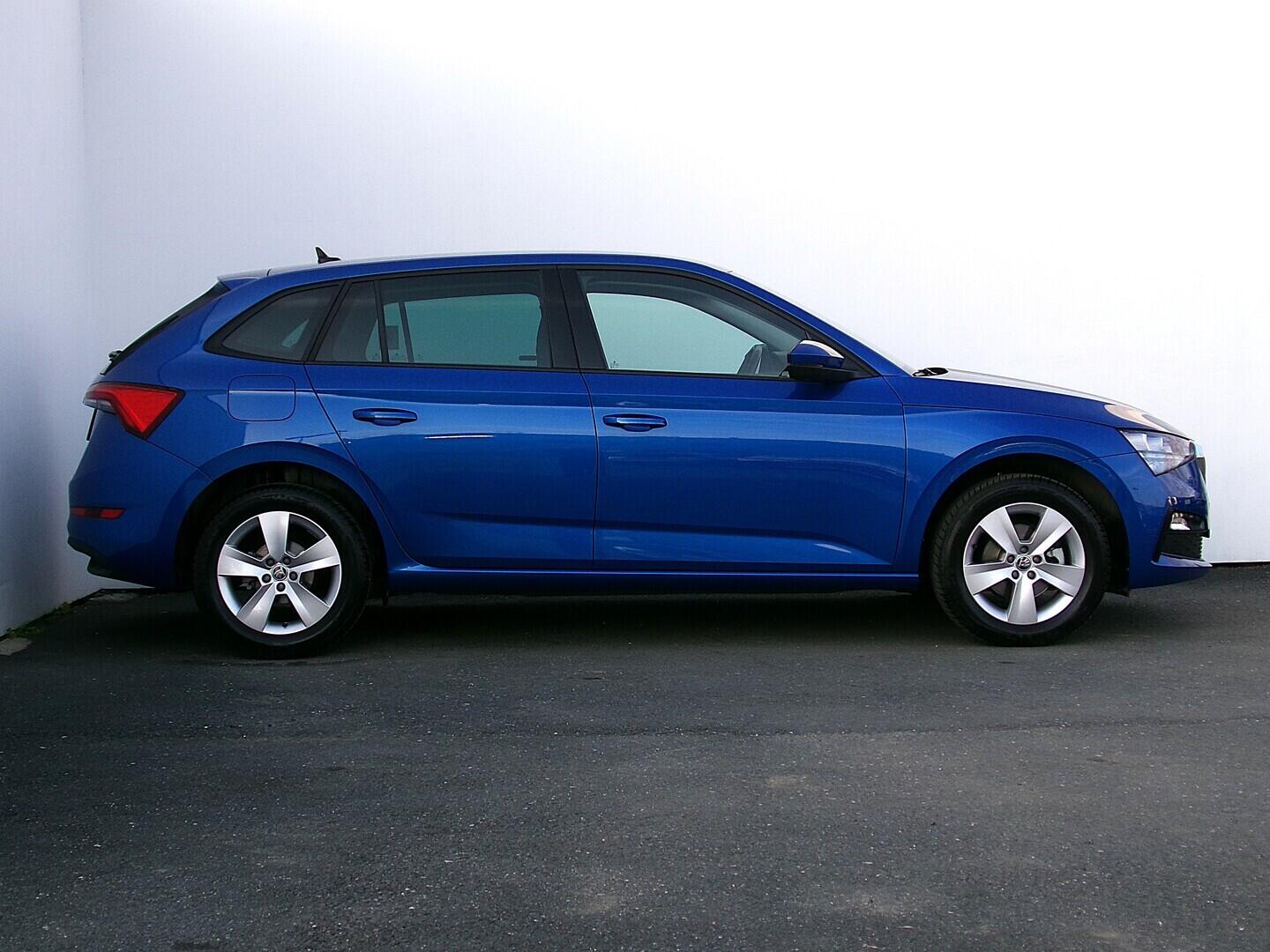 OZ190V01624_13.webp_SCALA Ambition 1.0 TSI 81 kW automat, DPH