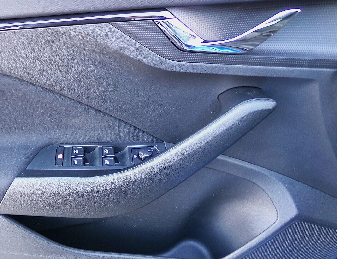 OZ190V01624_19.webp_SCALA Ambition 1.0 TSI 81 kW automat, DPH