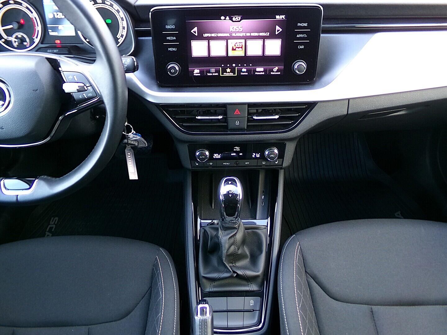 OZ190V01624_23.webp_SCALA Ambition 1.0 TSI 81 kW automat, DPH