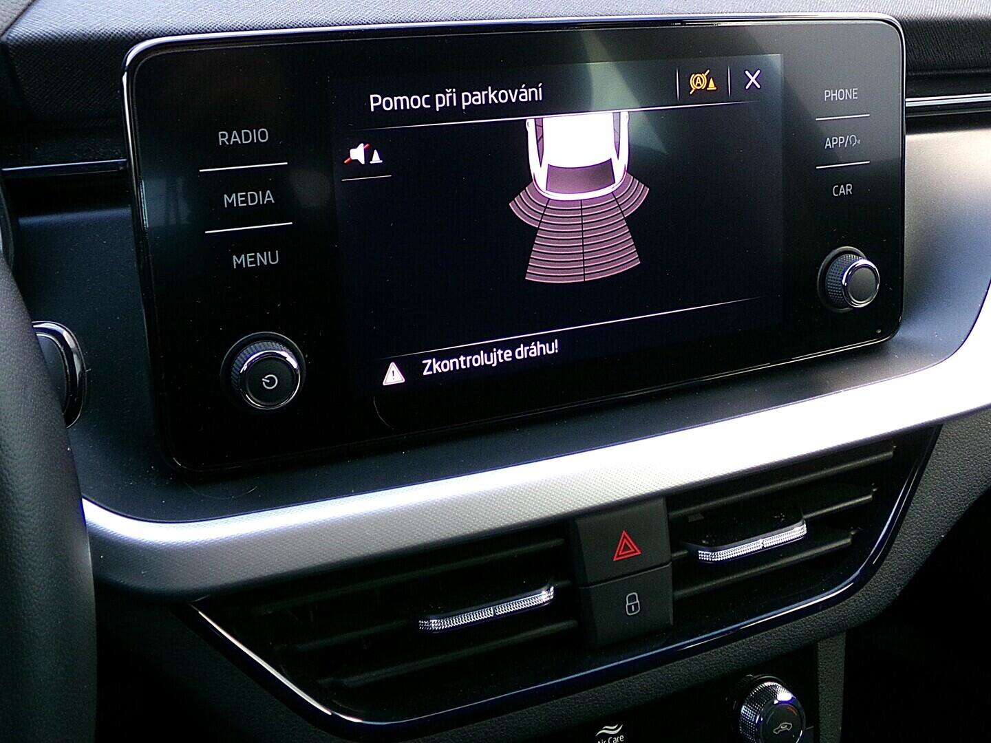 OZ190V01624_29.webp_SCALA Ambition 1.0 TSI 81 kW automat, DPH