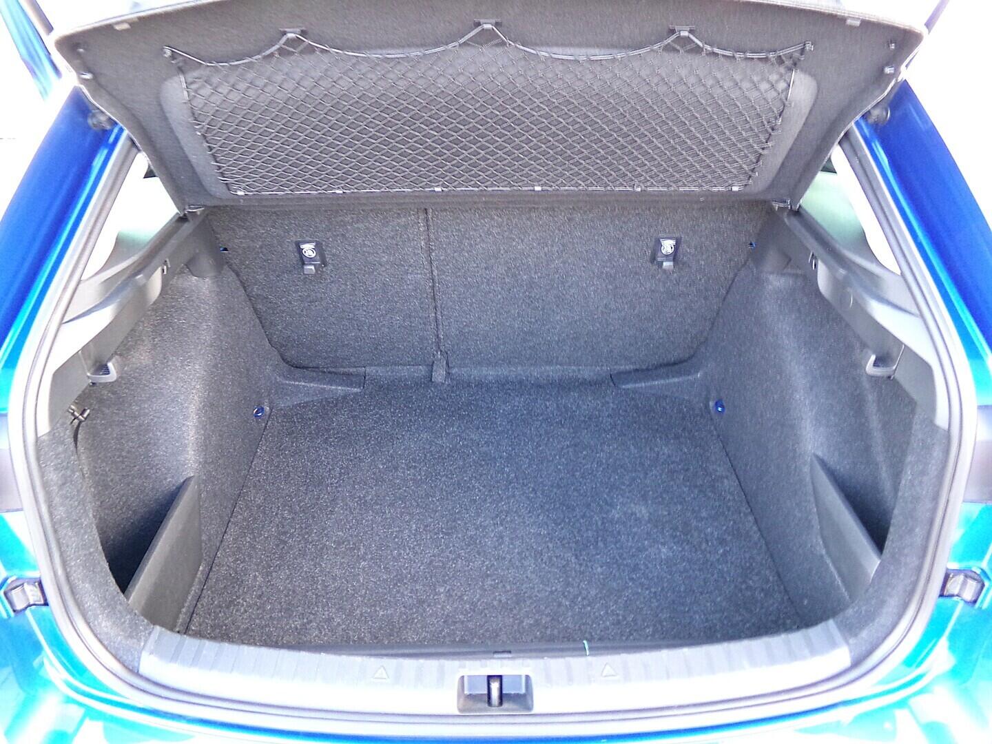 OZ190V01624_31.webp_SCALA Ambition 1.0 TSI 81 kW automat, DPH