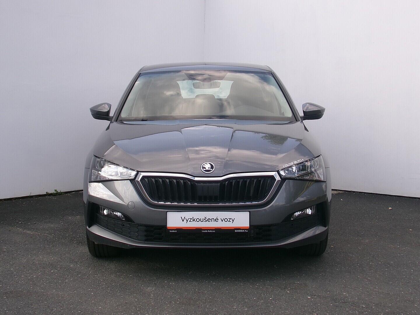 OZ190V01625_13.webp_SCALA Ambition 1.0 TSI 81 kW manuál, DPH