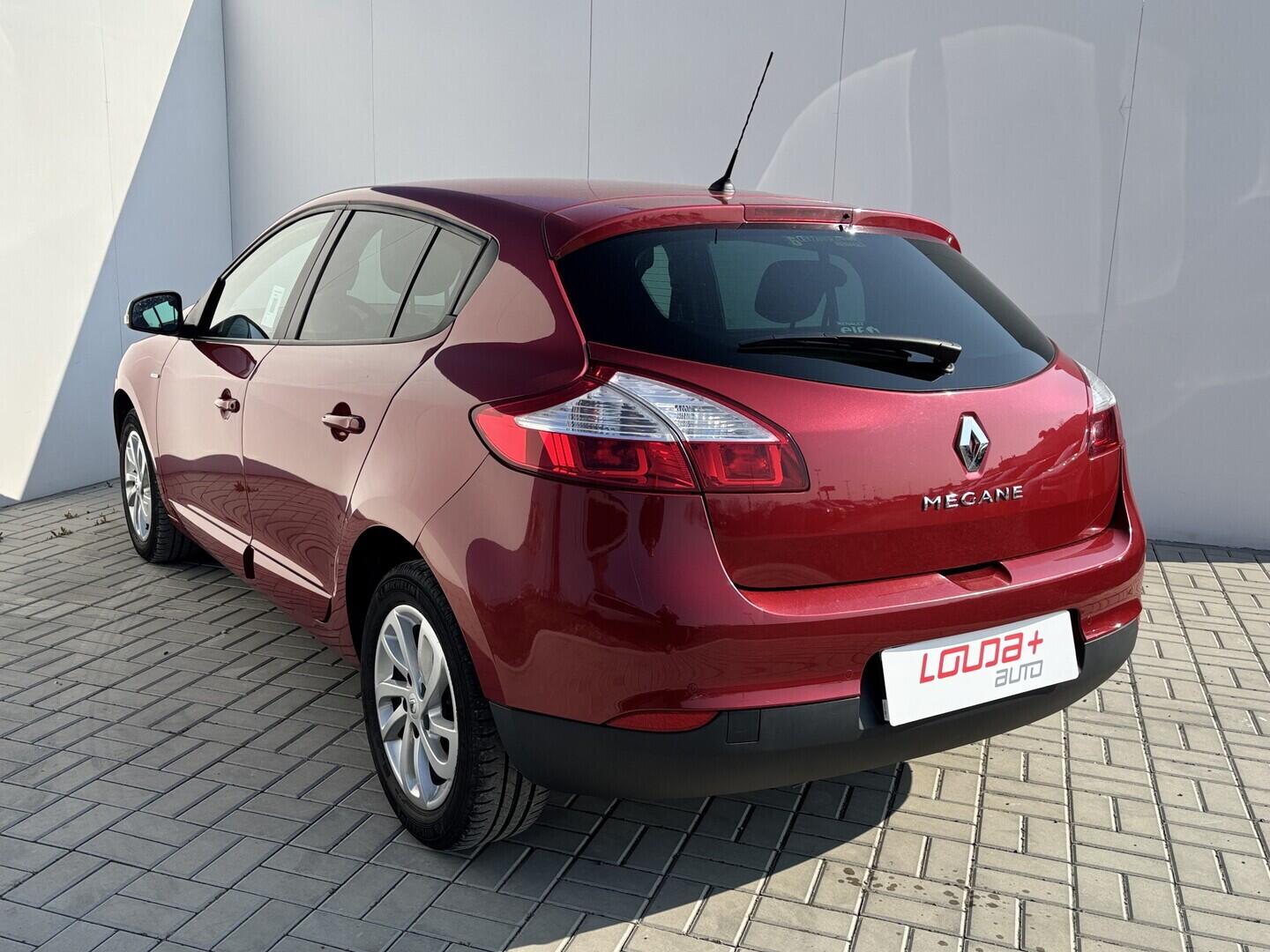 OZ190V01626_16.webp_MÉGANE Limited 1.6 SCe 81 kW manuál