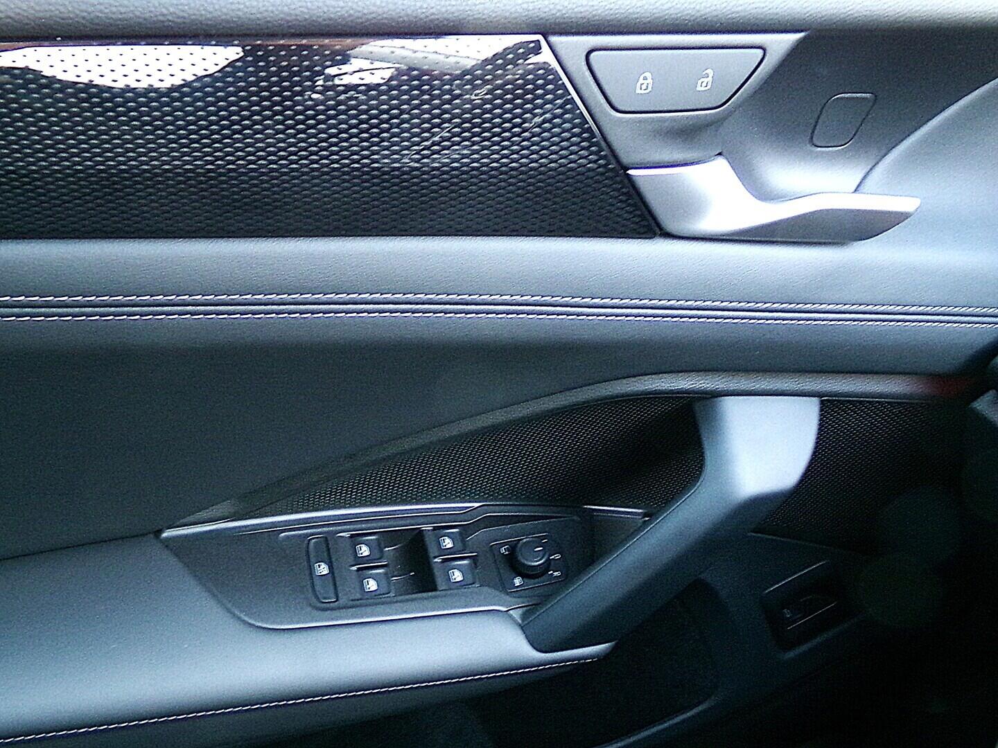 OZ190V01627_18.webp_TIGUAN Life 1.5 TSI 96 kW automat, DPH