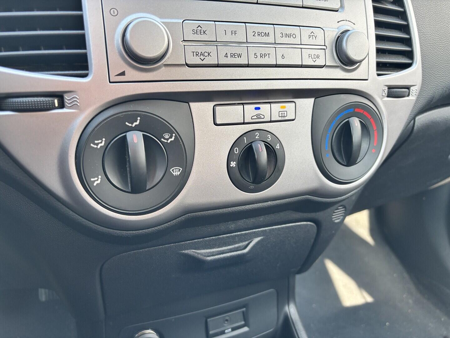 OZ190V01631_26.webp_I20  1.2 MPI 57 kW manuál