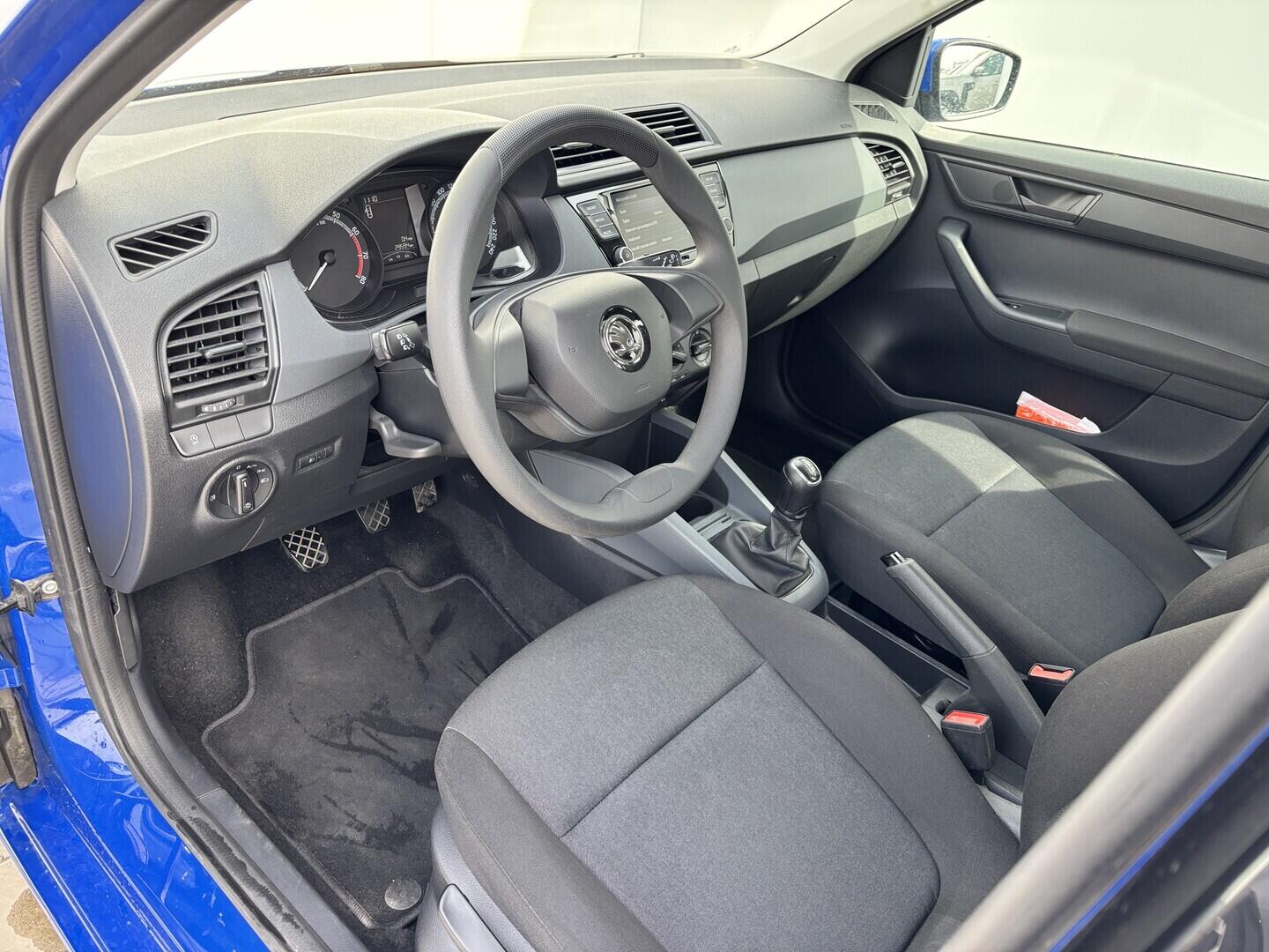 OZ190V01636_19.webp_FABIA Active 1.0 MPI 44 kW manuál