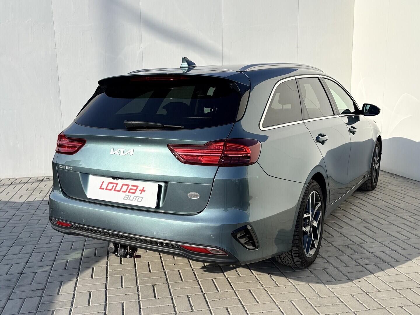 OZ190V01638_14.webp_CEED  1.5 GDI 118 kW automat