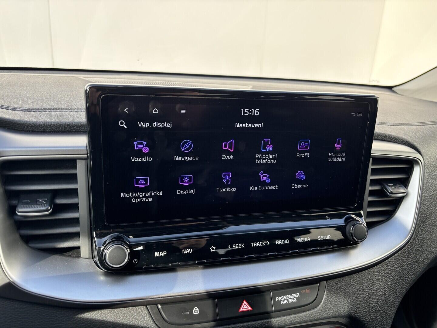 OZ190V01638_34.webp_CEED  1.5 GDI 118 kW automat