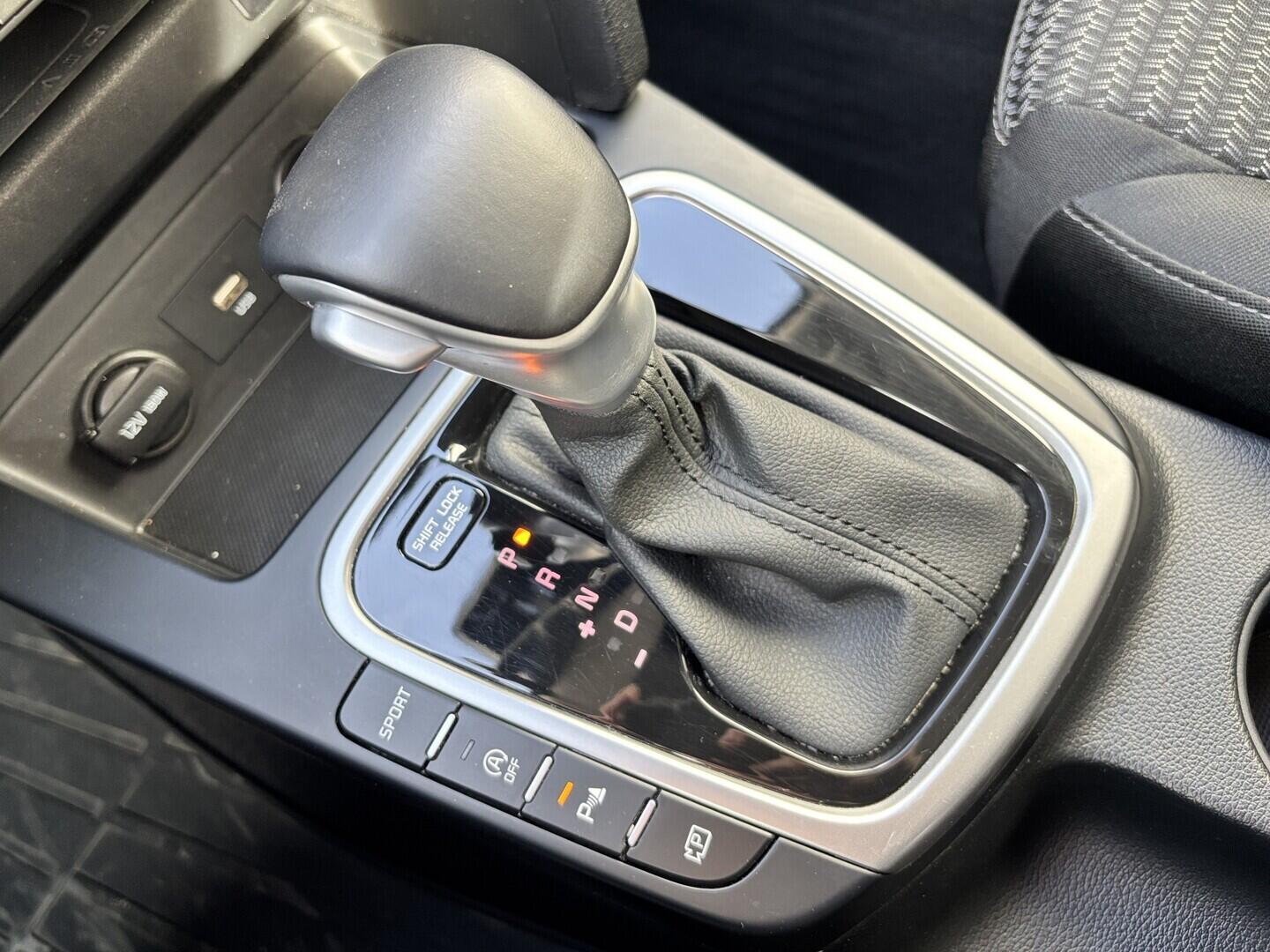 OZ190V01638_37.webp_CEED  1.5 GDI 118 kW automat