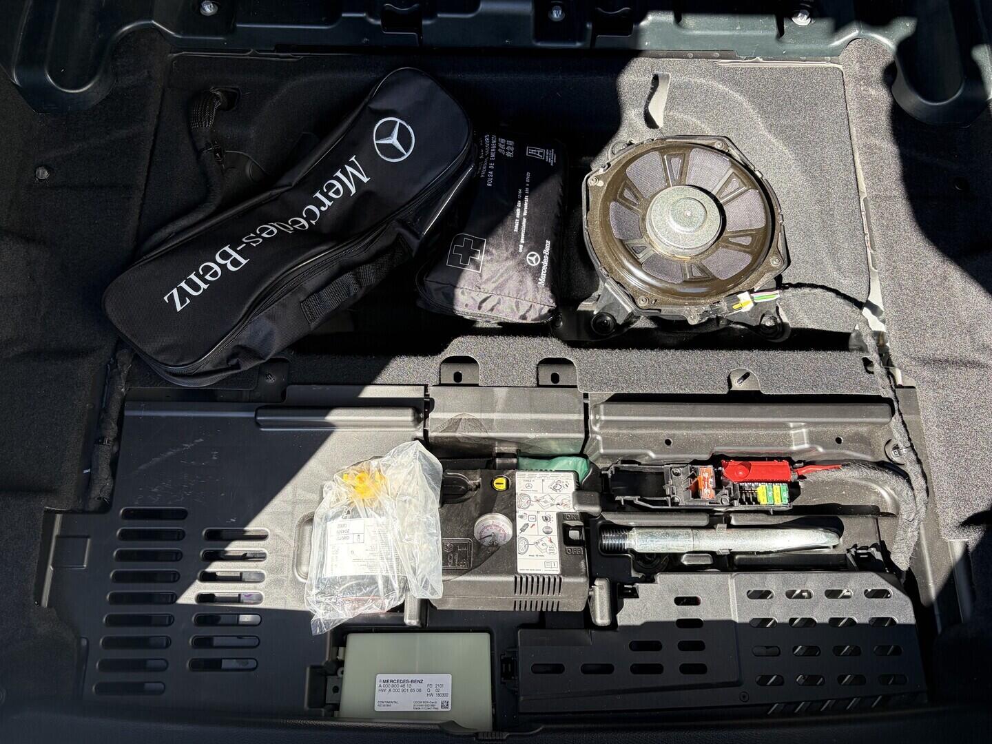 OZ190V01644_48.webp_GLB  2.0 CDi 110 kW automat, DPH