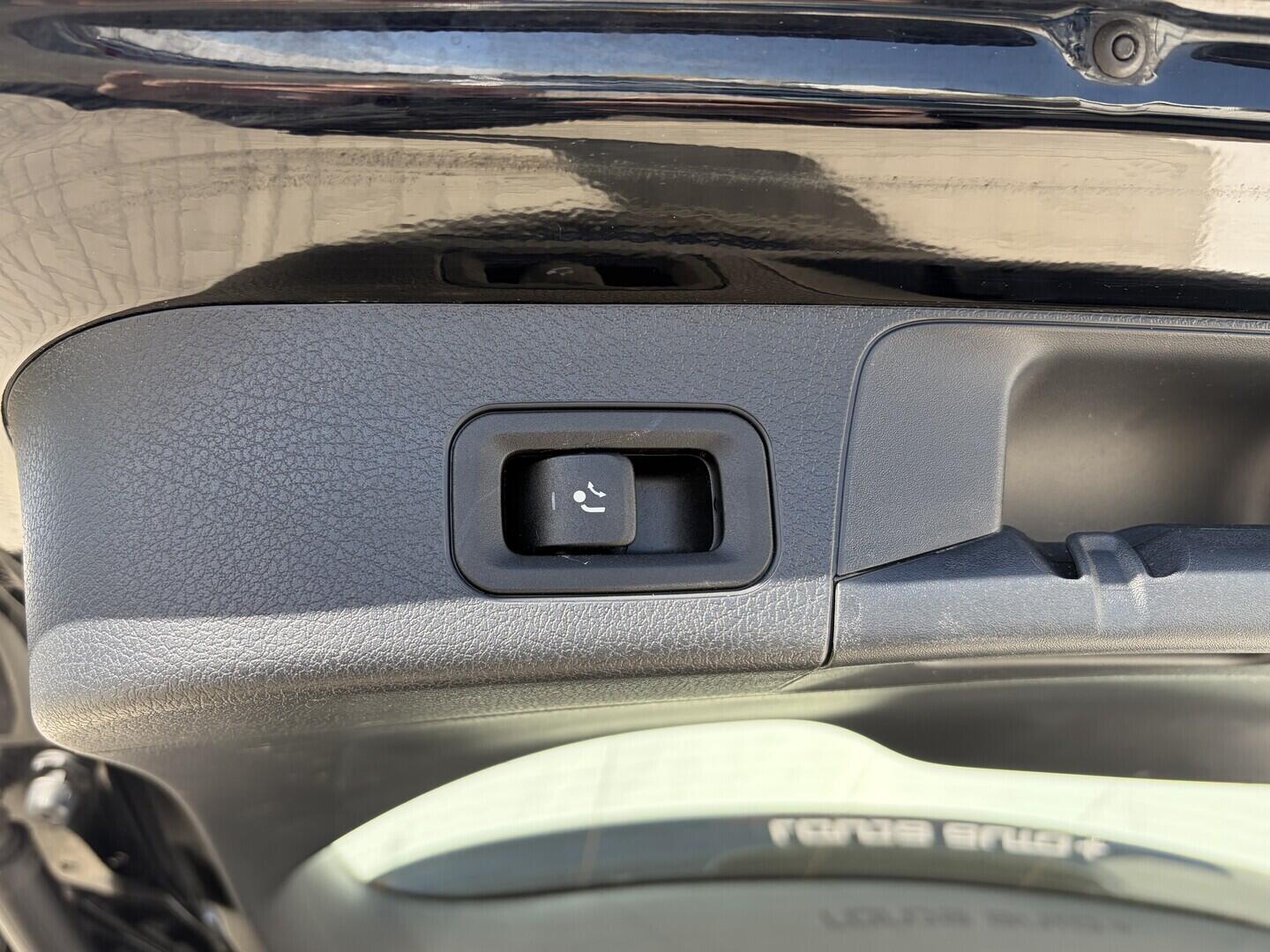OZ190V01644_49.webp_GLB  2.0 CDi 110 kW automat, DPH