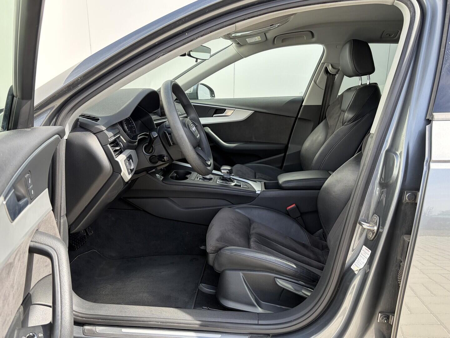 OZ190V01646_18.webp_A4 AVANT  2.0 TDI 140 kW automat, DPH