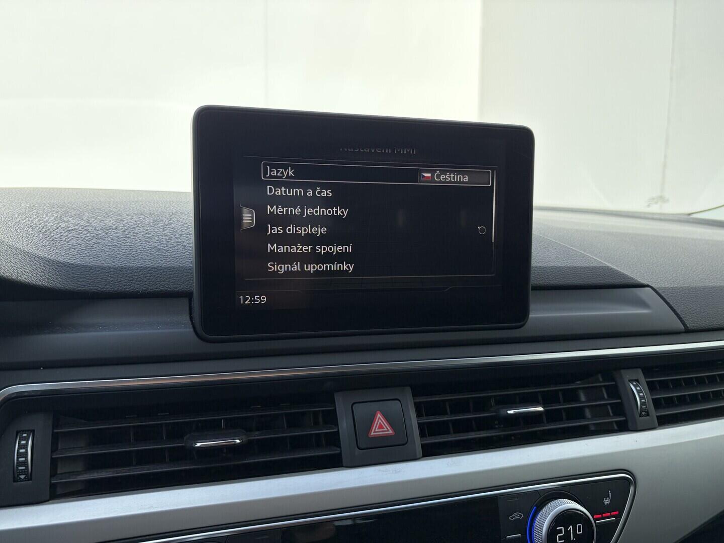 OZ190V01646_37.webp_A4 AVANT  2.0 TDI 140 kW automat, DPH