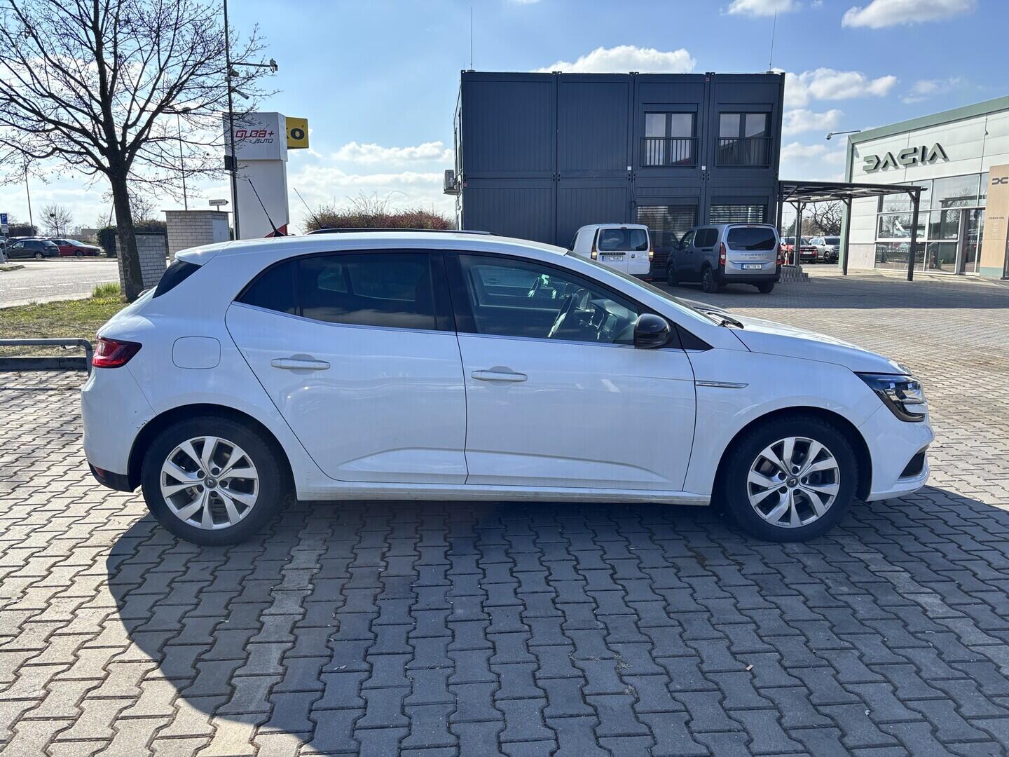 OZ190V01647_11.webp_MÉGANE  1.5 DCI 85 kW manuál, DPH