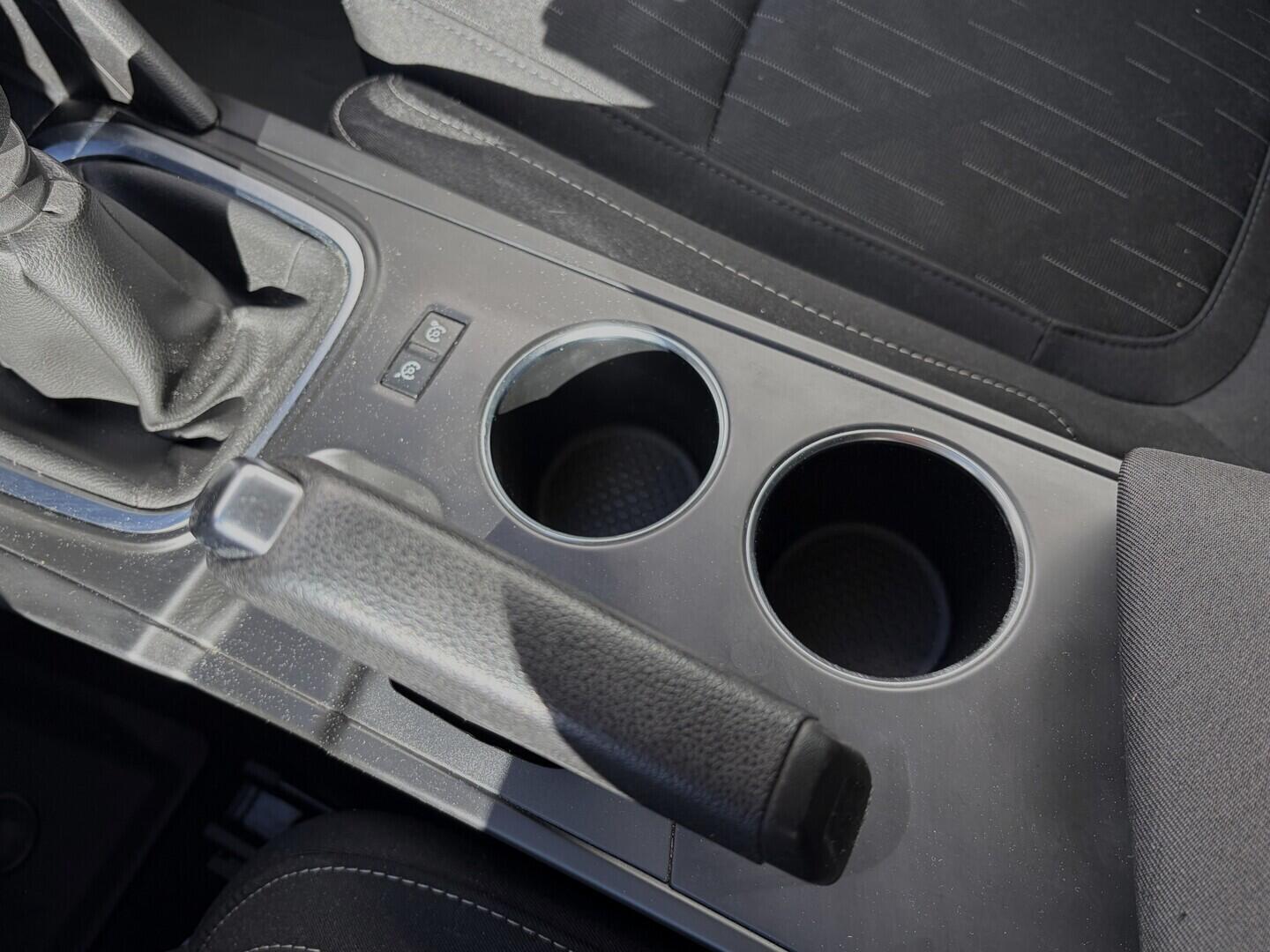 OZ190V01647_37.webp_MÉGANE  1.5 DCI 85 kW manuál, DPH