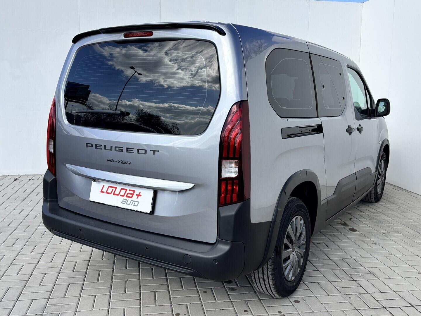 OZ190V01648_14.webp_RIFTER ALLure 1.5 HDI 96 kW manuál