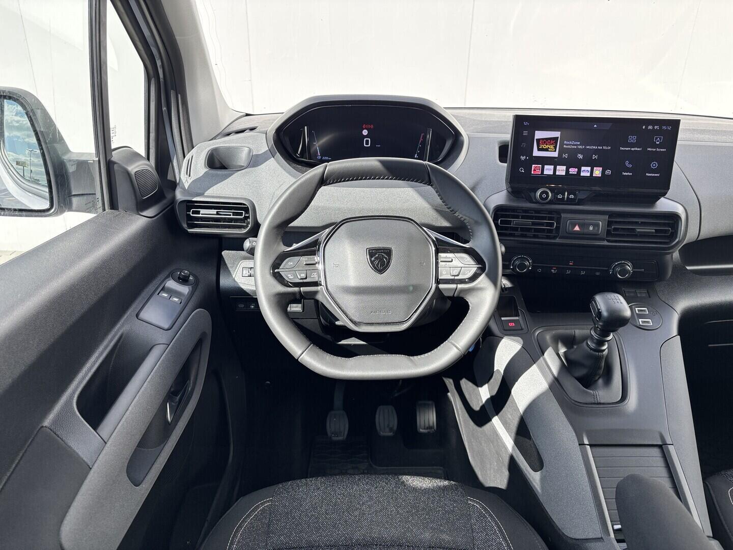 OZ190V01648_21.webp_RIFTER ALLure 1.5 HDI 96 kW manuál