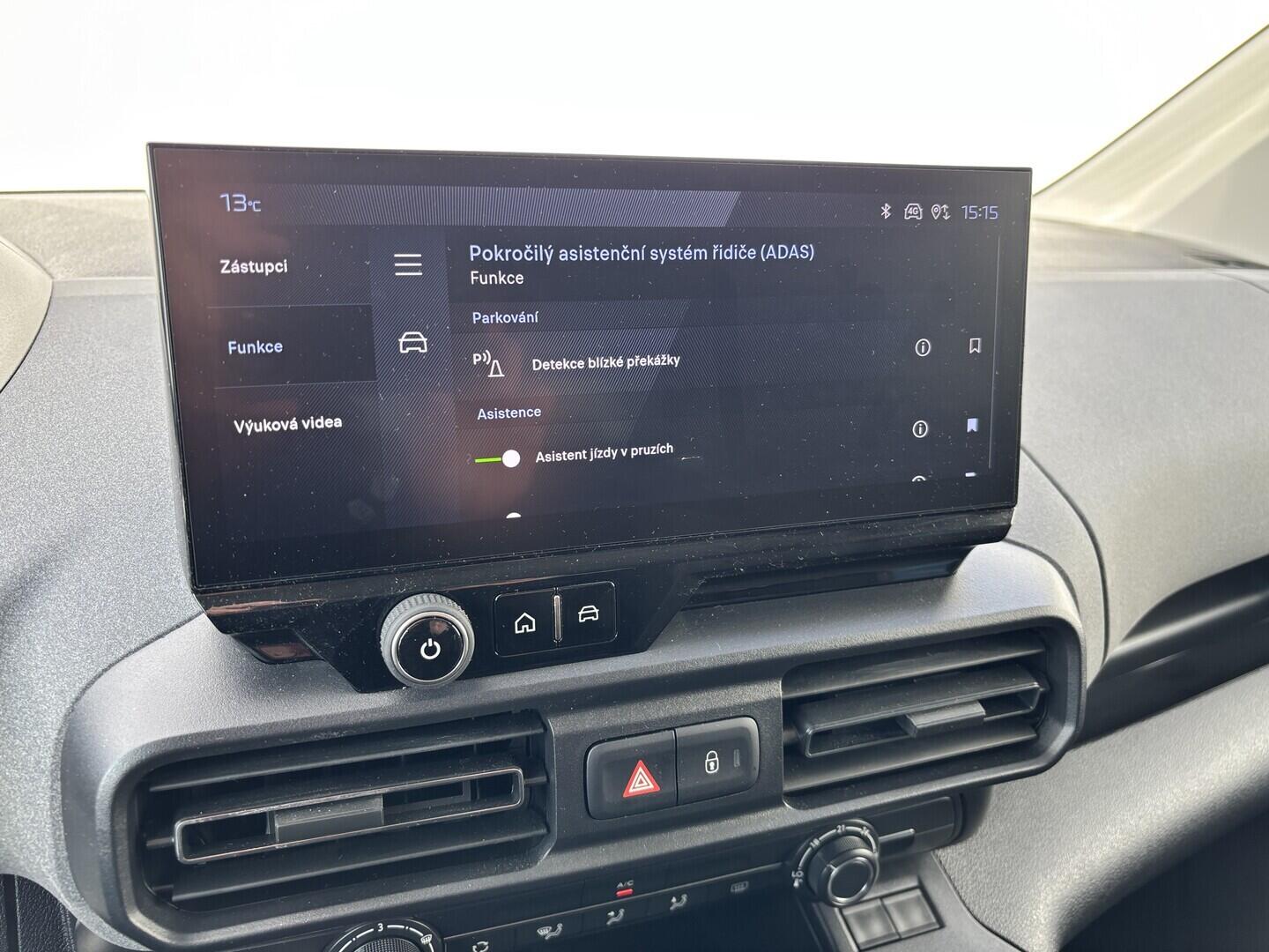 OZ190V01648_33.webp_RIFTER ALLure 1.5 HDI 96 kW manuál