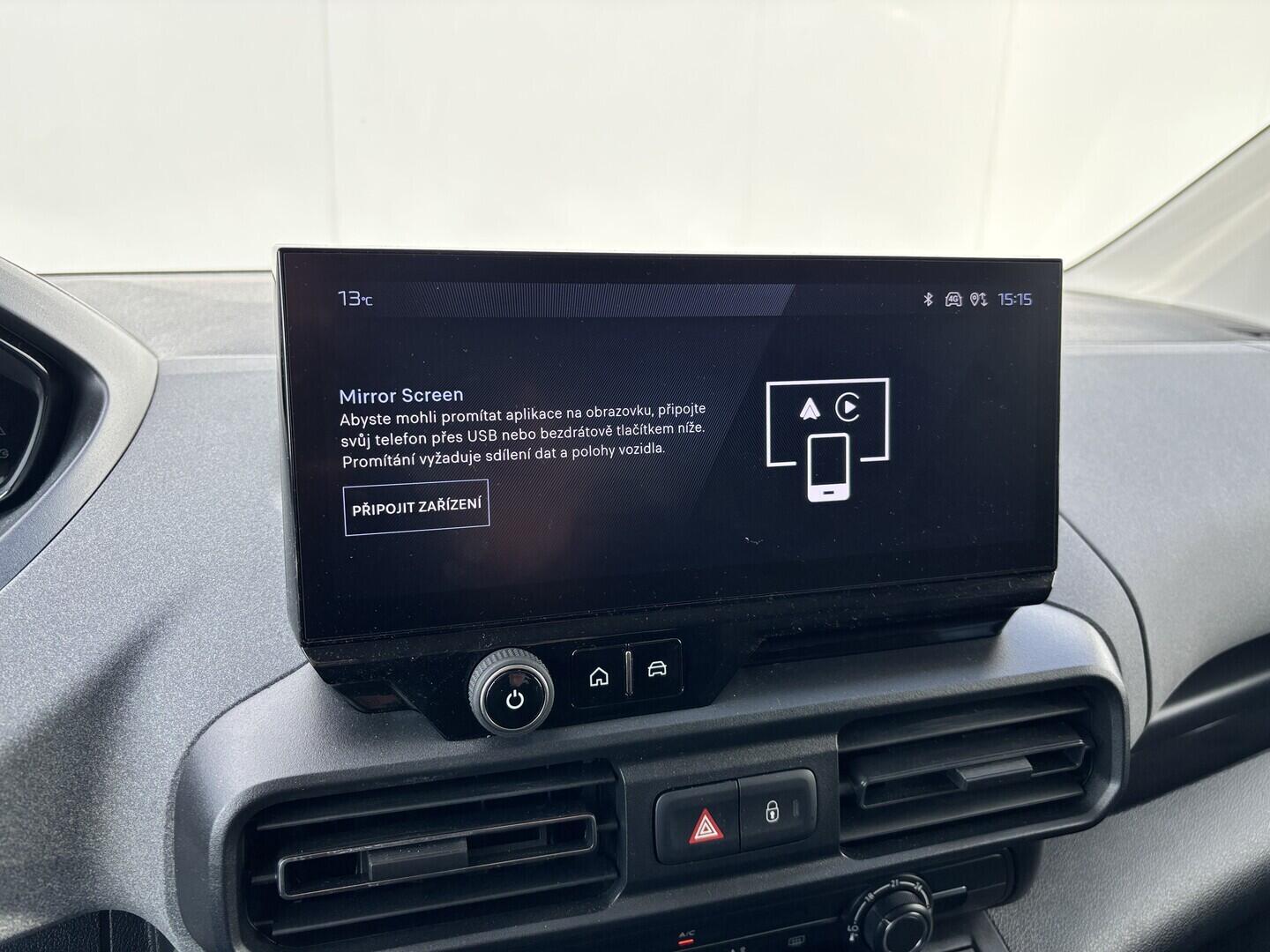 OZ190V01648_36.webp_RIFTER ALLure 1.5 HDI 96 kW manuál